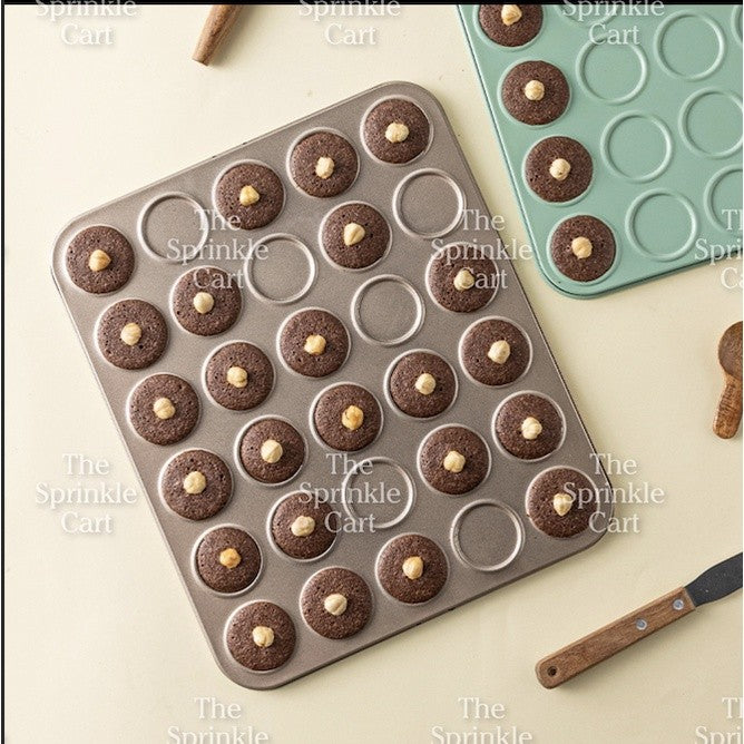 Carbon Steel and Silicone Macaron Baking Sheet Cooling Rack Non-stick and Durable Tool TSC