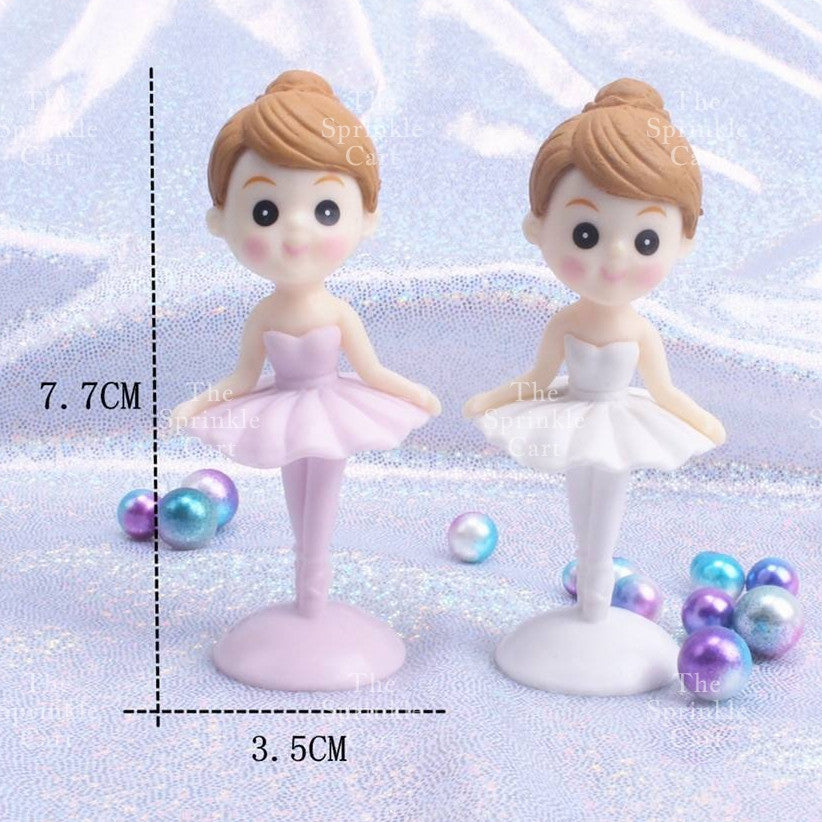 Micky /Winie the Poh / Dorae Cat / Tsumtsumm/ Soccer/ Unicorn/ Doonald Duck Cake Topper TSC