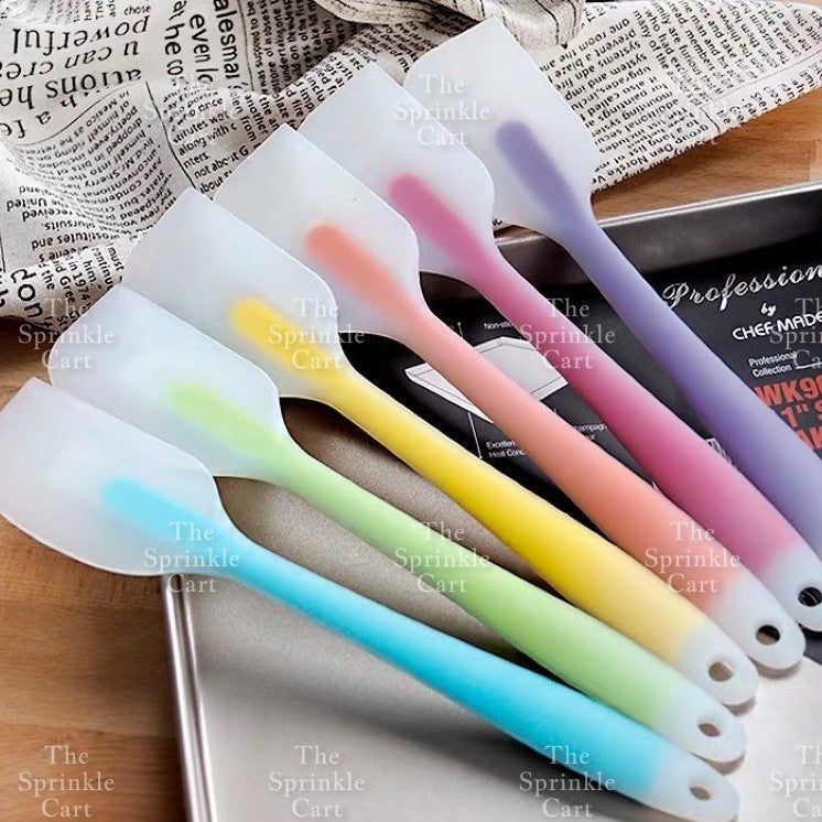 1-pc Non-Stick Random Color Silicone Spatula and Brush for Baking Cooking Heat Resistant