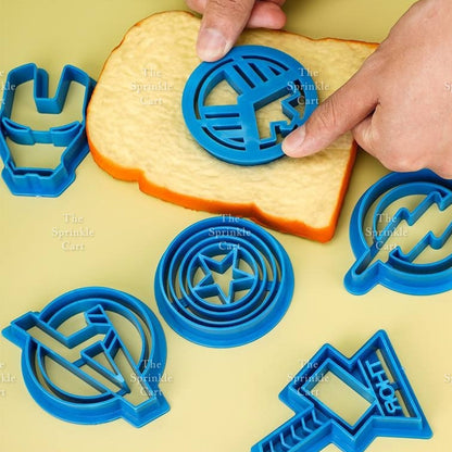 Batman Superman Barbe Ken Avengers Cookie Cutter for Cake Cupcake Decoration