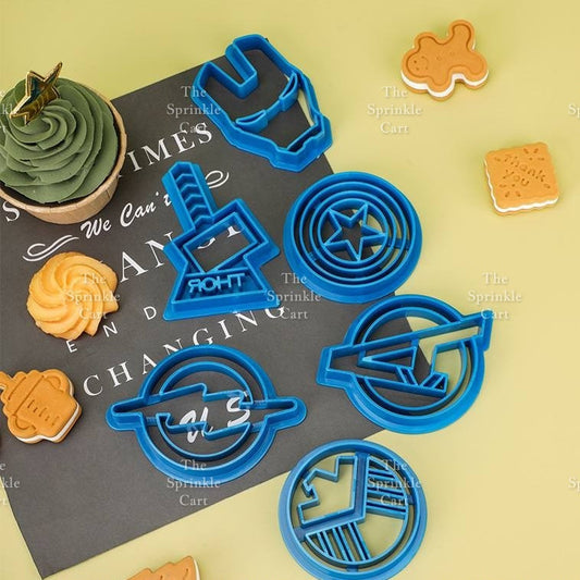 Batman Superman Barbe Ken Avengers Cookie Cutter for Cake Cupcake Decoration