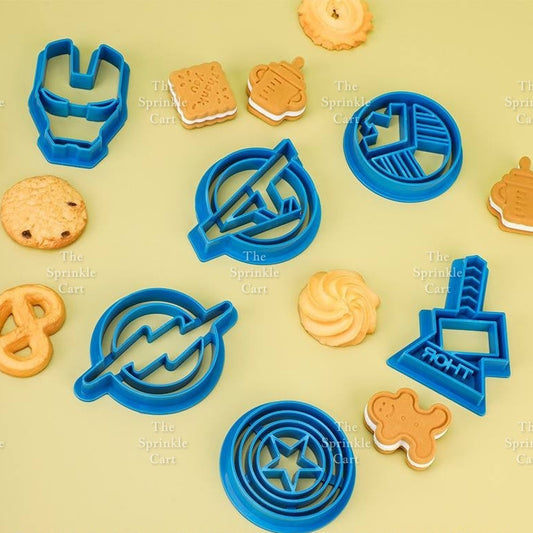 Batman Superman Barbe Ken Avengers Cookie Cutter for Cake Cupcake Decoration