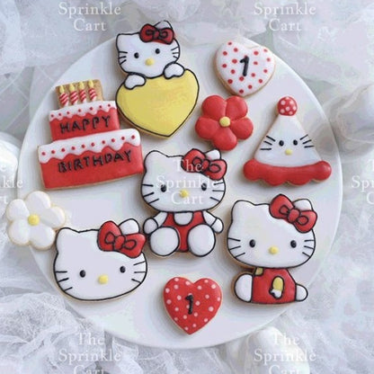 8pcs  Fondant Cookie Cutter Sea Creature Captain America Kitty for Cake Decoration