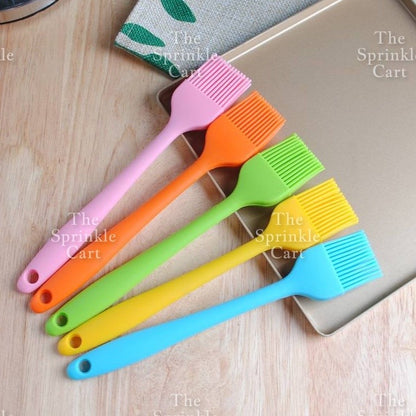 1-pc Non-Stick Random Color Silicone Spatula and Brush for Baking Cooking Heat Resistant