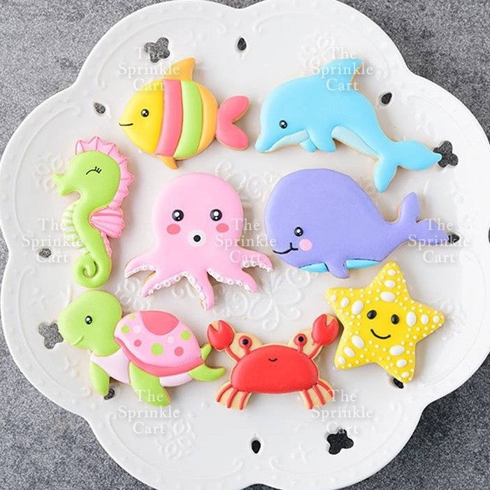 8pcs  Fondant Cookie Cutter Sea Creature Captain America Kitty for Cake Decoration