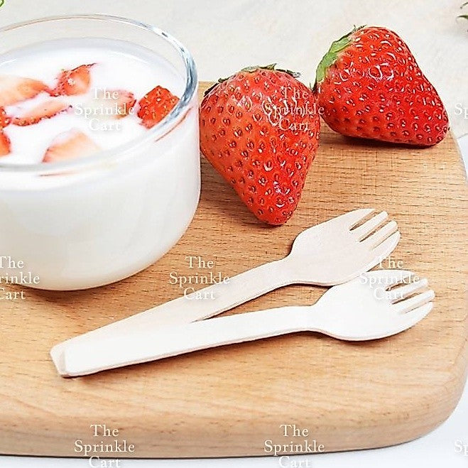 Wooden and Plastic Disposable Food Utensil Spoon Fork Knife Picks Barbeque Stick for Party Use TSC